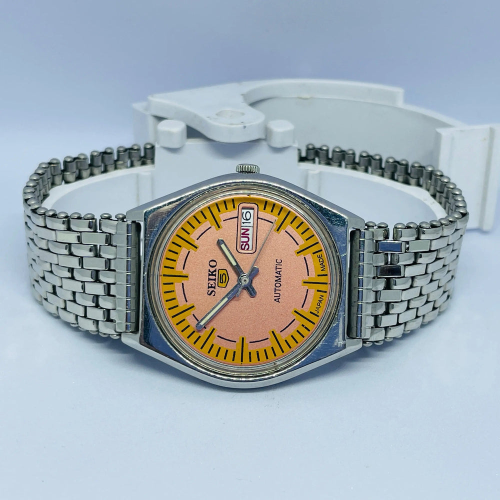Seiko 5 Automatic Vintage Watch – Refurbished | Japan Made | Timeless Men’s Classic National Watches
