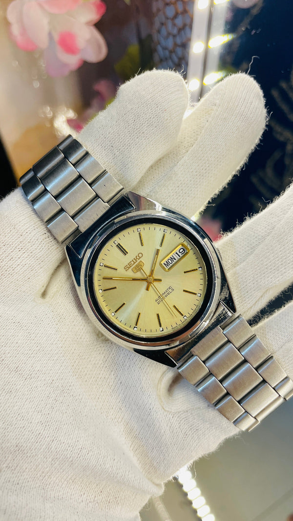 Vintage West End Prima Automatic Watch Black Dial Day Date Swiss Made Military Style National Watches