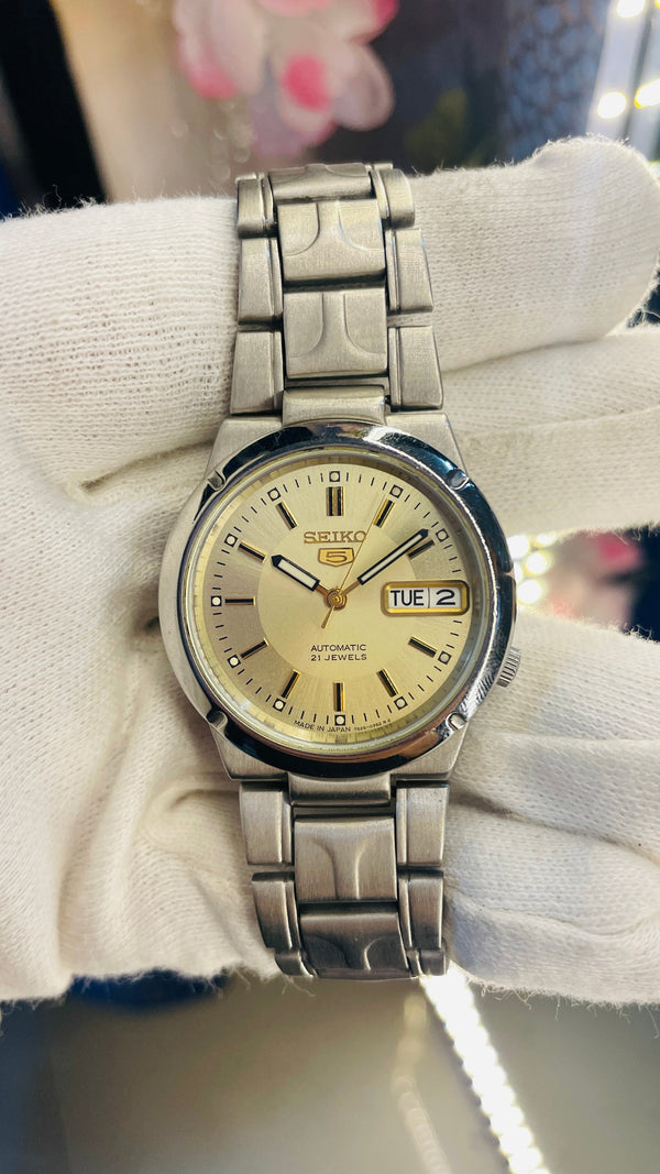 Vintage West End Prima Automatic Watch Black Dial Day Date Swiss Made Military Style National Watches
