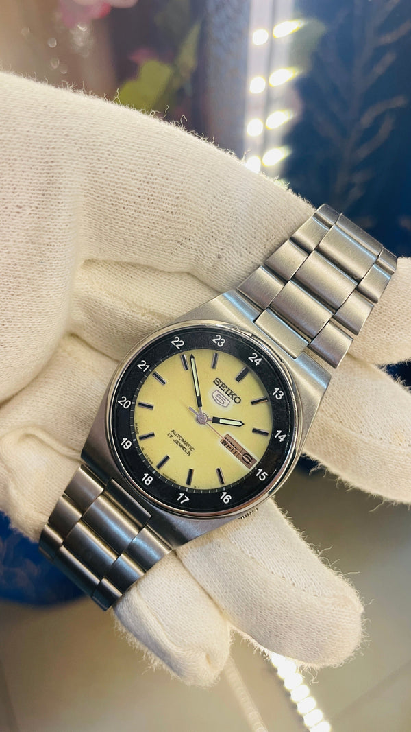 Vintage West End Prima Automatic Watch Black Dial Day Date Swiss Made Military Style National Watches