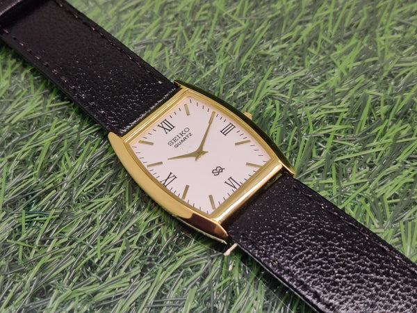 Seiko Silim Quartz Watch – Sleek, Durable & Stylish Timepiece for Men/Women - National Watches