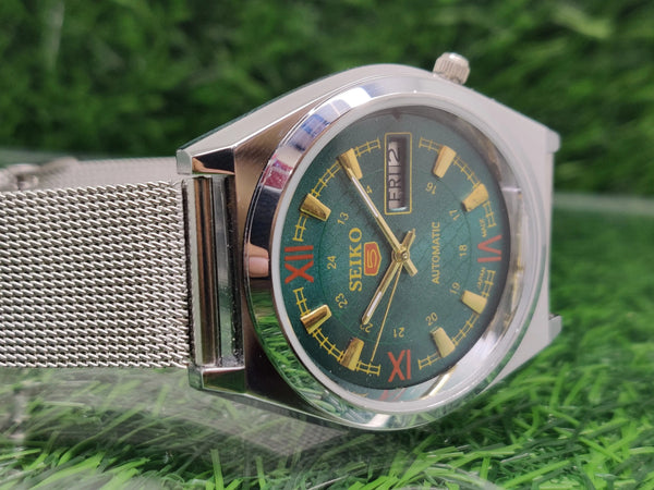 VINTAGE REFURBISHED SEIKO 5 AUTOMATIC JAPAN MENS DAY DATE WATCH - National Watches