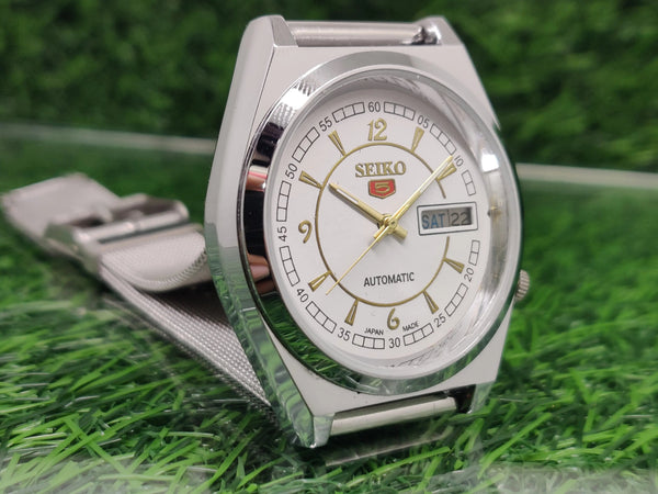 VINTAGE REFURBISHED SEIKO 5 AUTOMATIC JAPAN MENS DAY DATE WATCH - National Watches