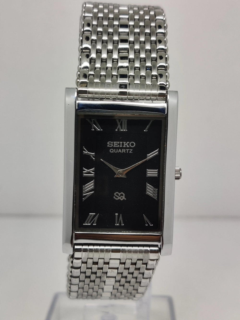 Seiko 5 Black Dial quartz Watch - National Watches