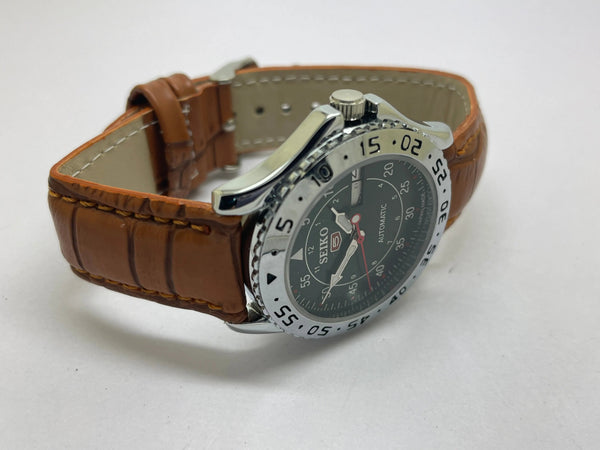 Seiko 5 Sports Automatic Refurbished Watch Vintage Style Reliable Japanese Movement - National Watches