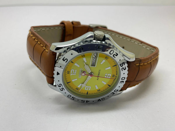 Seiko 5 Sports Automatic Refurbished Watch Vintage Style Reliable Japanese Movement - National Watches