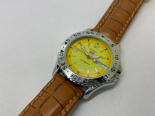 Seiko 5 Black Dial Automatic Vintage Watch National Watches