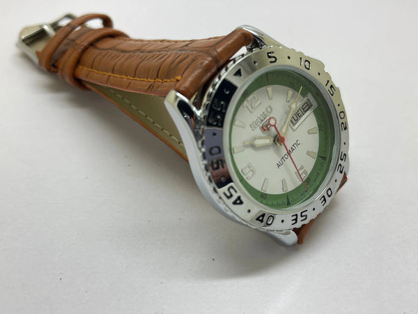 Seiko 5 Sports Automatic Refurbished Watch Vintage Style Reliable Japanese Movement - National Watches