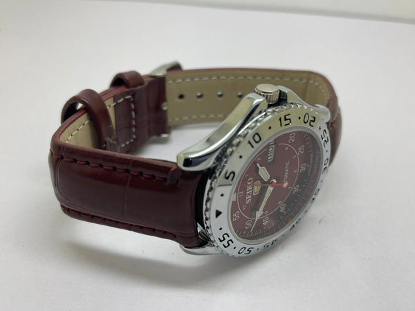 Seiko 5 Sports Automatic Refurbished Watch Vintage Style Reliable Japanese Movement - National Watches