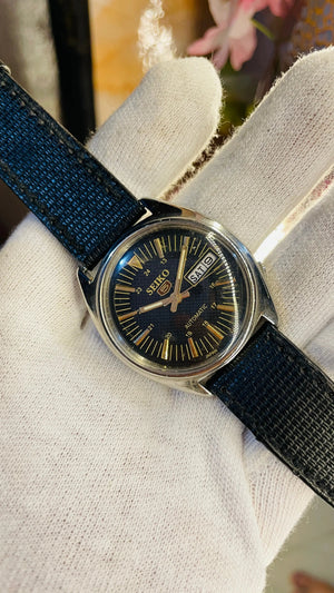 Seiko 5 Automatic Men’s Watch – Vintage Japan Model | Restored & Ready to Wear National Watches