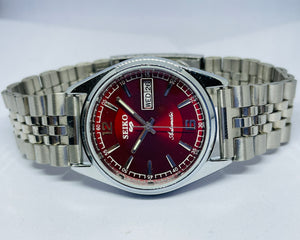 Seiko 5 Automatic Vintage Watch – Red Dial | Japan Original | Iconic Men’s Timepiece