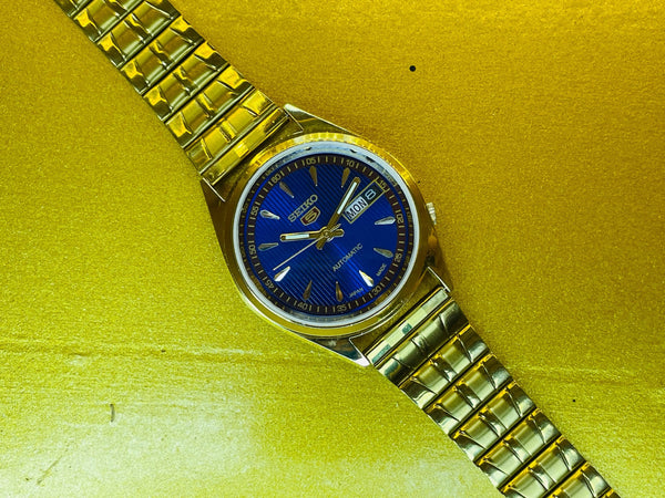 Seiko 5 Black Dial Automatic Vintage Watch - National Watches