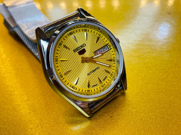 Seiko 5 Black Dial Automatic Vintage Watch - National Watches