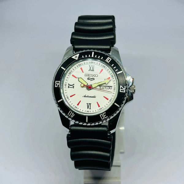 Seiko 5 Sports Automatic Watch – Refurbished Vintage | Japan-Made Men’s Timepiece National Watches
