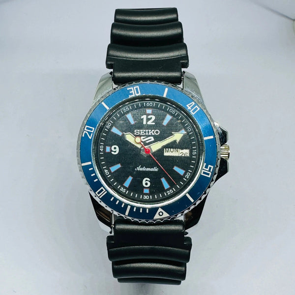 Seiko 5 Sports Automatic Watch – Refurbished Vintage | Japan-Made Men’s Timepiece National Watches