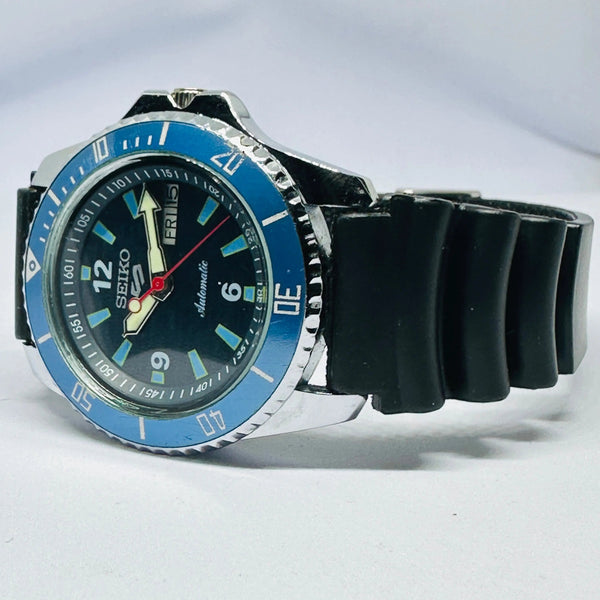 Seiko 5 Sports Automatic Watch – Refurbished Vintage | Japan-Made Men’s Timepiece National Watches
