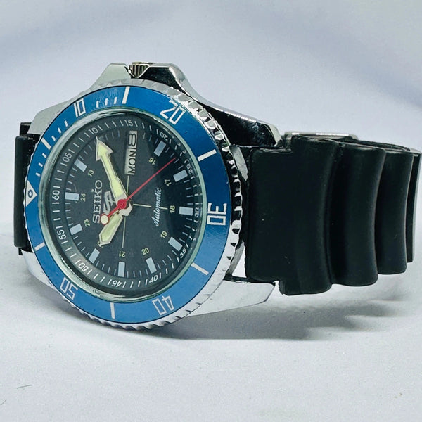 Seiko 5 Sports Automatic Watch – Refurbished Vintage | Japan-Made Men’s Timepiece National Watches