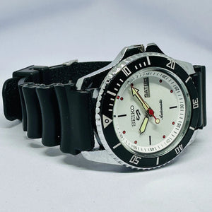 Seiko 5 Sports Automatic Watch – Refurbished Vintage | Japan-Made Men’s Timepiece National Watches