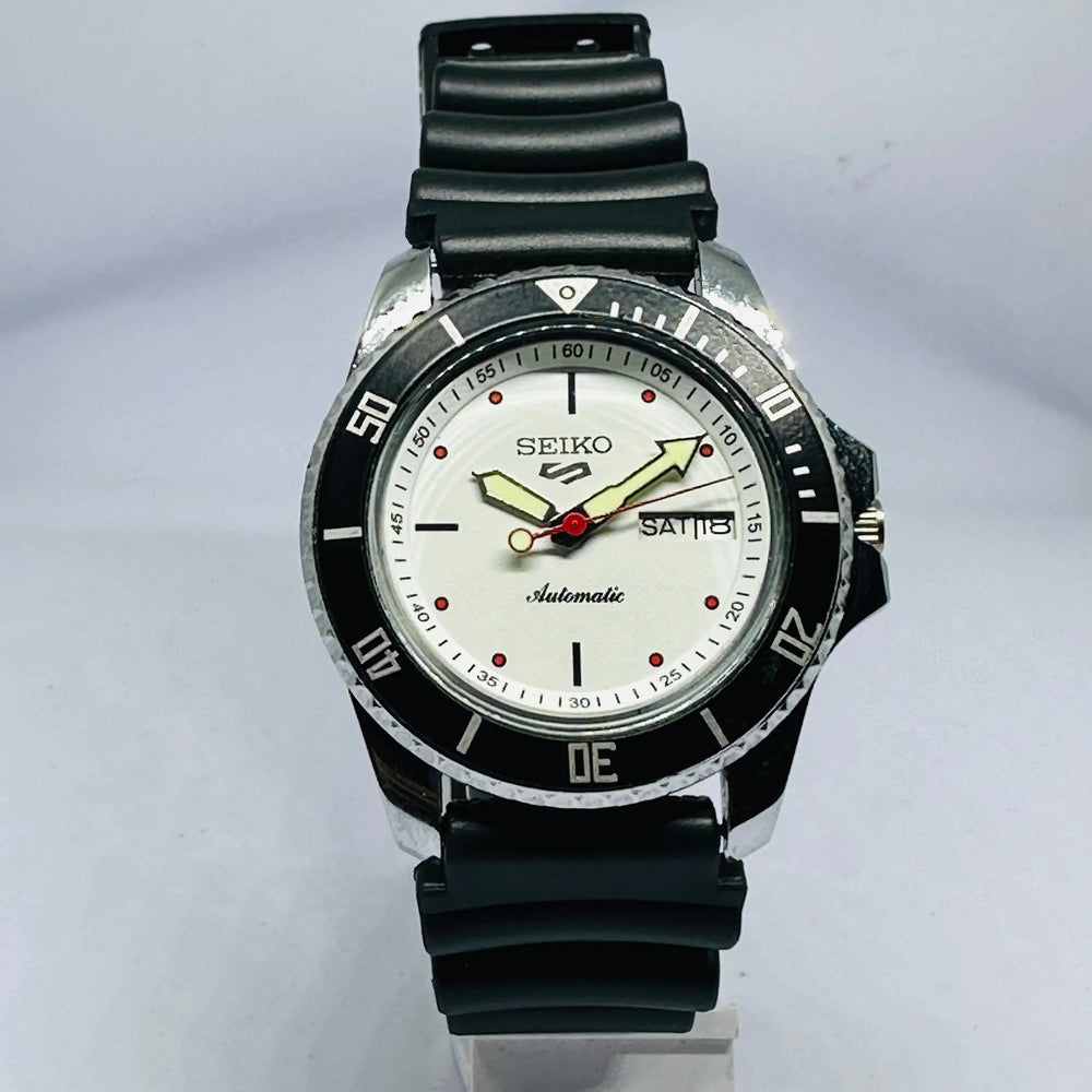 Seiko 5 Sports Automatic Watch – Refurbished Vintage | Japan-Made Men’s Timepiece National Watches