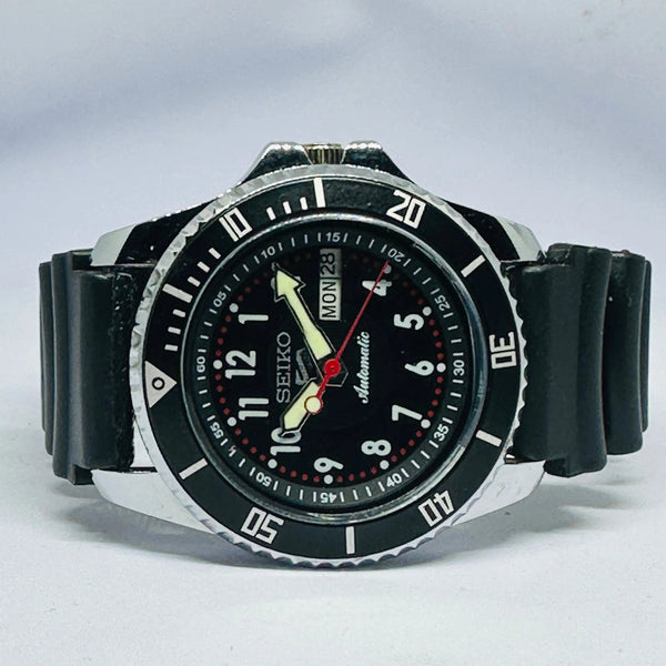Seiko 5 Sports Automatic Watch – Refurbished Vintage | Japan-Made Men’s Timepiece National Watches