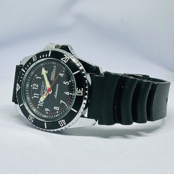 Seiko 5 Sports Automatic Watch – Refurbished Vintage | Japan-Made Men’s Timepiece National Watches