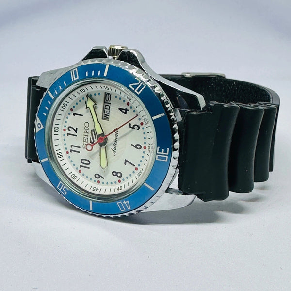 Seiko 5 Sports Automatic Watch – Refurbished Vintage | Japan-Made Men’s Timepiece National Watches