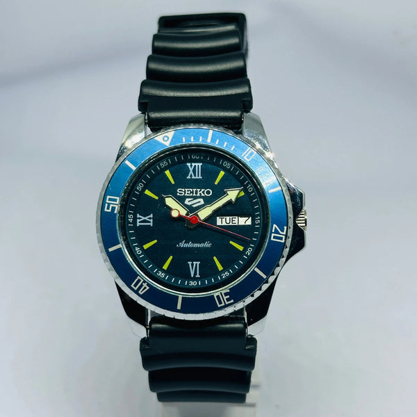 Seiko 5 Sports Automatic Watch – Refurbished Vintage | Japan-Made Men’s Timepiece National Watches