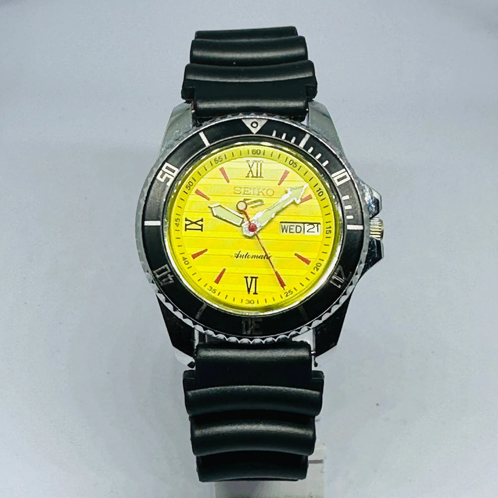 Seiko 5 Sports Automatic Watch – Refurbished Vintage | Japan-Made Men’s Timepiece National Watches