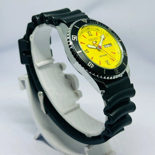 Seiko 5 Sports Automatic Watch – Refurbished Vintage | Japan-Made Men’s Timepiece National Watches