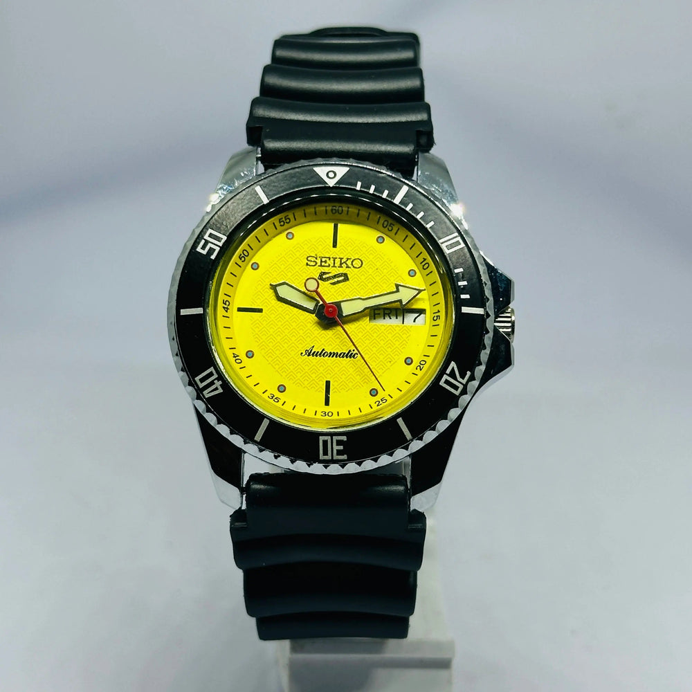 Seiko 5 Sports Automatic Watch – Refurbished Vintage | Japan-Made Men’s Timepiece National Watches