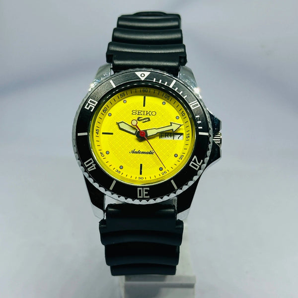 Seiko 5 Sports Automatic Watch – Refurbished Vintage | Japan-Made Men’s Timepiece National Watches