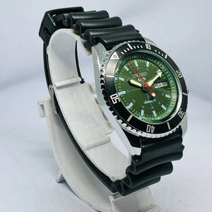 Seiko 5 Sports Automatic Watch – Refurbished Vintage | Japan-Made Men’s Timepiece National Watches