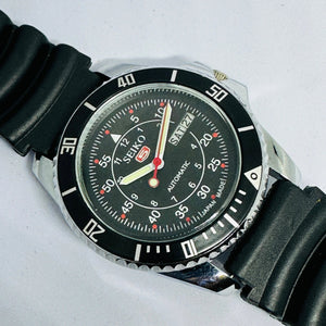 Seiko 5 Sports Automatic Watch – Refurbished Vintage | Japan-Made Men’s Timepiece National Watches