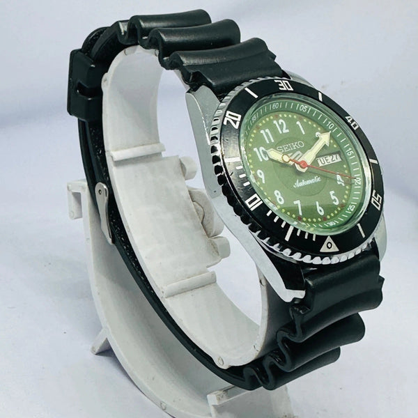 Seiko 5 Sports Automatic Watch – Refurbished Vintage | Japan-Made Men’s Timepiece National Watches