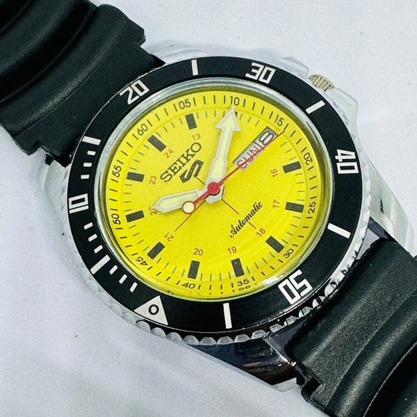 Seiko 5 Sports Automatic Watch – Refurbished Vintage | Japan-Made Men’s Timepiece National Watches