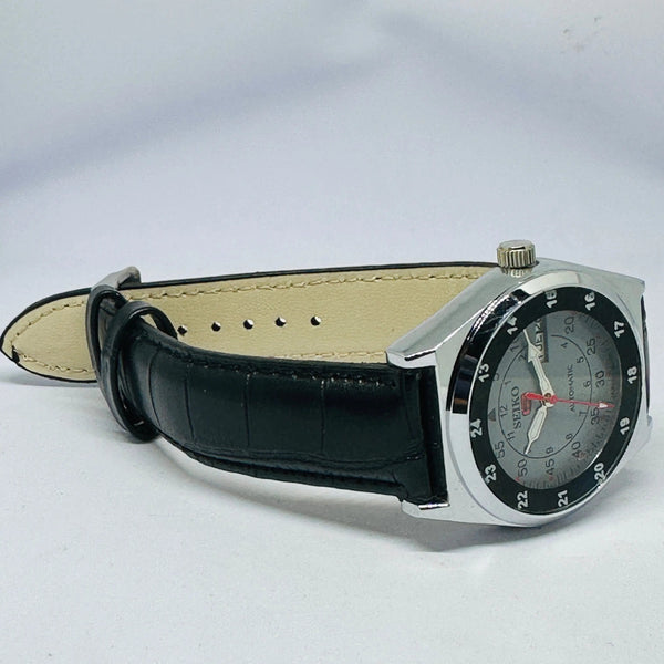Seiko 5 Automatic Men’s Watch – Vintage Japan Model | Restored & Ready to Wear National Watches