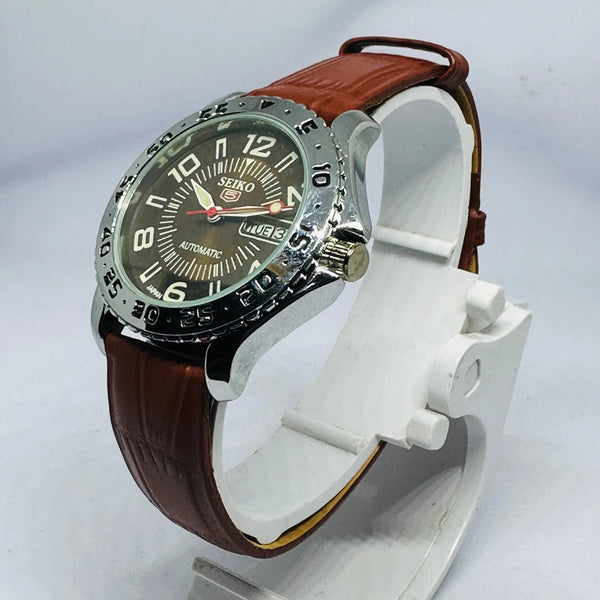 Seiko 5 Sports Automatic Watch – Refurbished Vintage | Japan-Made Men’s Timepiece National Watches