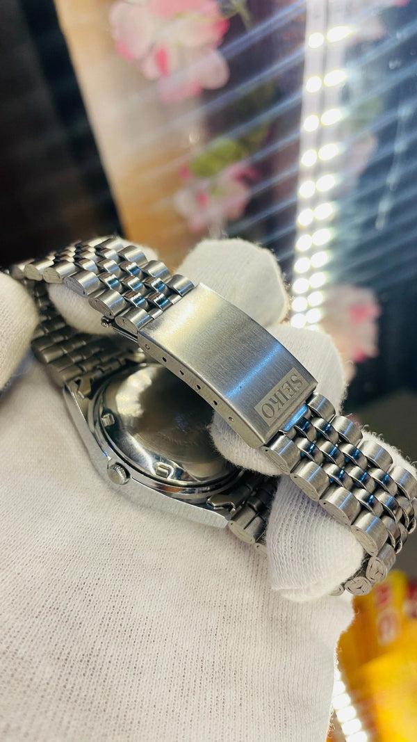 Seiko 5 Japan Automatic 17 Jewels – Blue Arabic Dial Men’s Vintage Watch National Watches