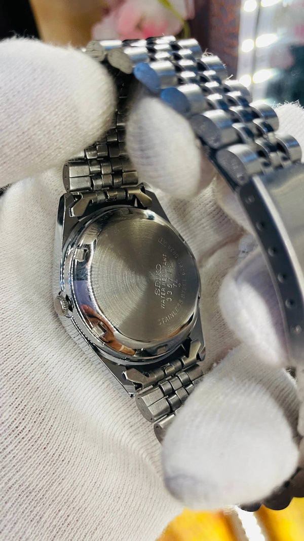 Seiko 5 Automatic Green Dial Refurbished Vintage Japan 17 Jewels Watch National Watches