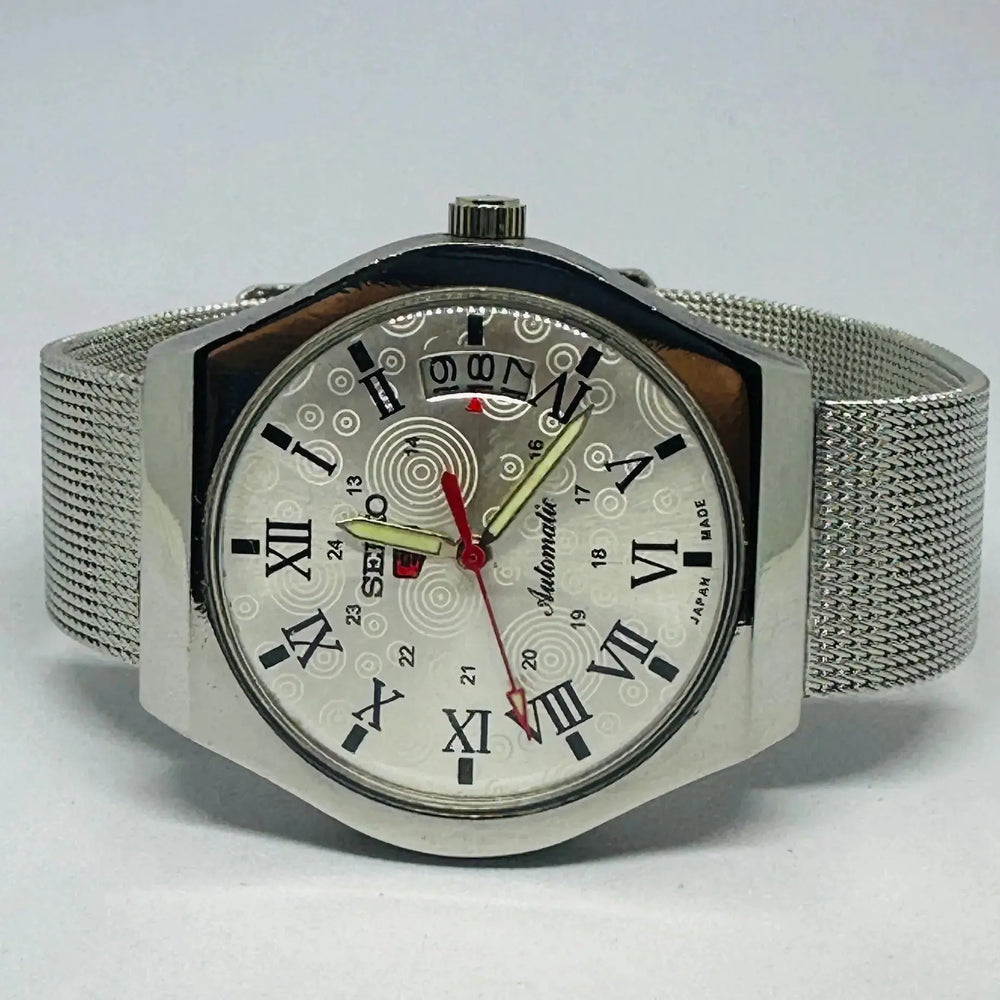 Vintage Seiko 5 SNK809 – Refurbished Classic Black Dial National Watches