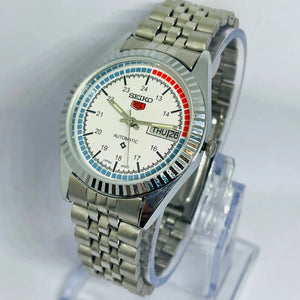 Seiko 5 Automatic Original 17 Jewels Movement Restored service complete watch National Watches
