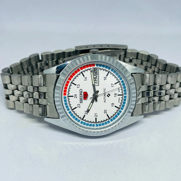 Seiko 5 Automatic Original 17 Jewels Movement Restored service complete watch National Watches