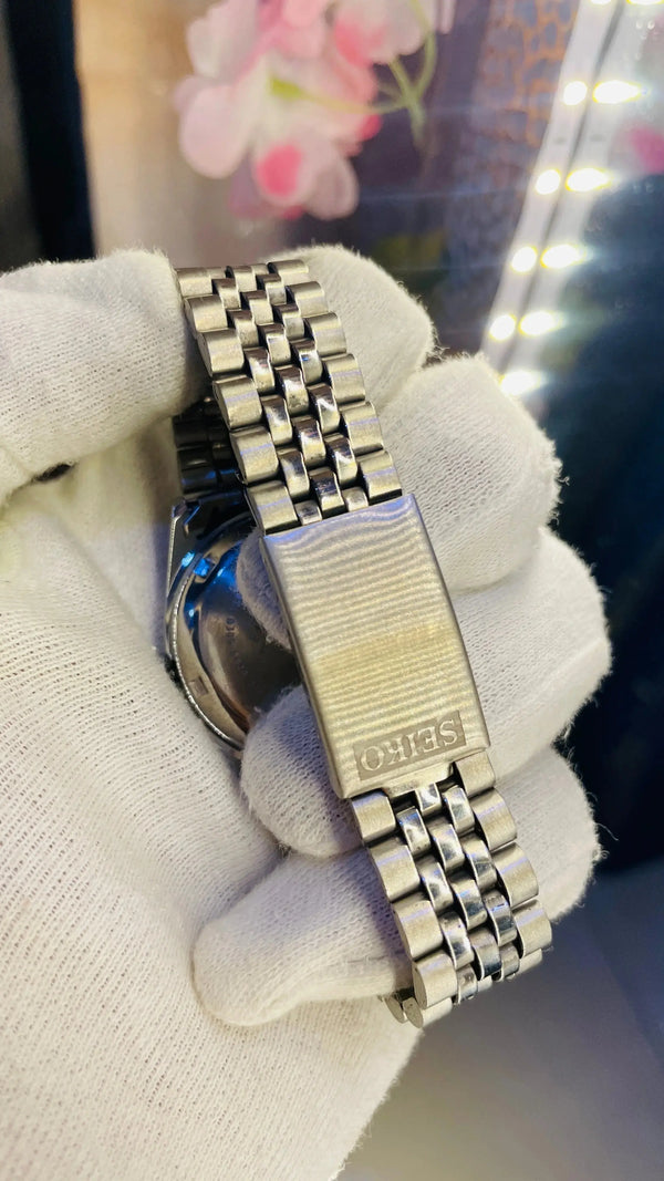 Seiko 5 Automatic 17 Jewels – Original Japan Timepiece - National Watches