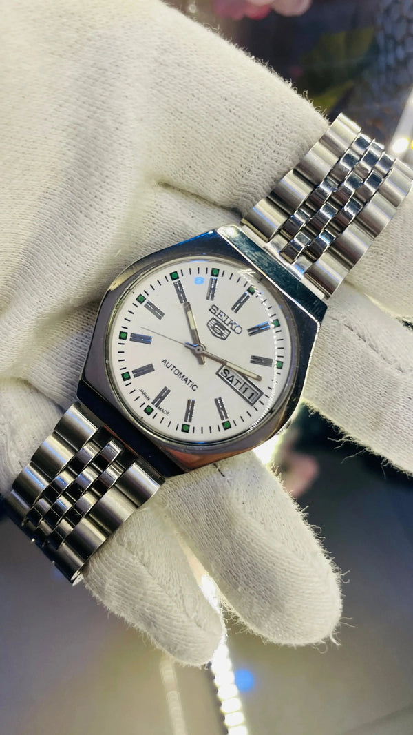Seiko 5 Automatic 17 Jewels – Vintage Daily Wear Watch - National Watches