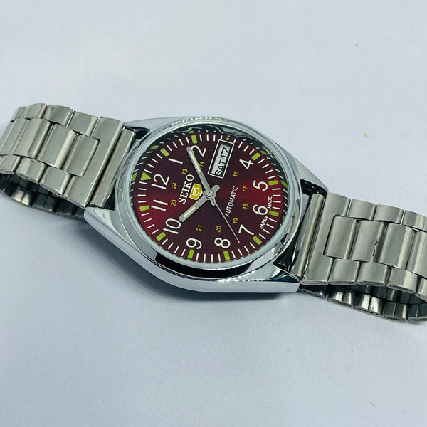Seiko 5 Automatic Original Movement 17 Jewels – Refurbished Men’s Watch National Watches