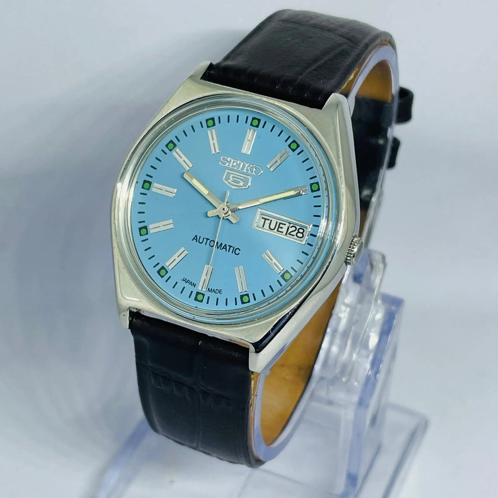 Seiko 5 Automatic Men’s Watch – 17 Jewels Vintage Restored working condition National Watches