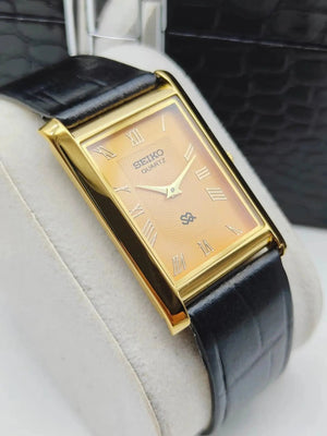 Seiko Tank Style Quartz Watch – Elegant Office Wear Watch for Men National Watches