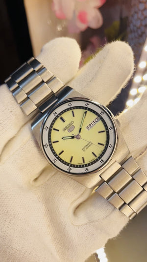 Seiko 5 Vintage Automatic Watch – White Dial Gold Indices | 21 Jewels | Luxury Classic Style