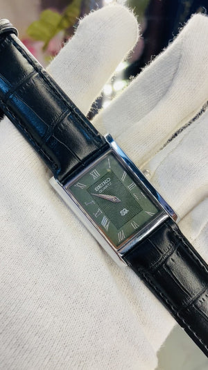 Seiko Vintage Tank Wrist Watch – Luxury Rectangular Quartz for Men