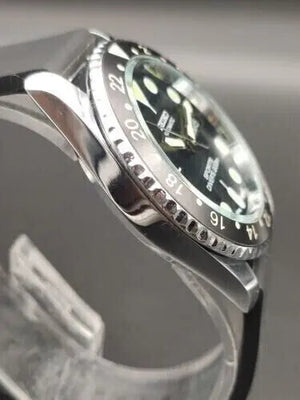 Seiko 5 Sports Automatic Refurbished Watch Vintage Style Reliable Japanese Movement - National Watches